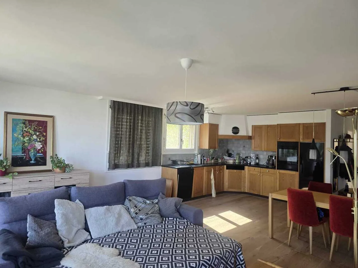 À LOUER - Magnifique duplex 5,5 pièces avec vue panoramique sur le lac - Foto 2 von 12