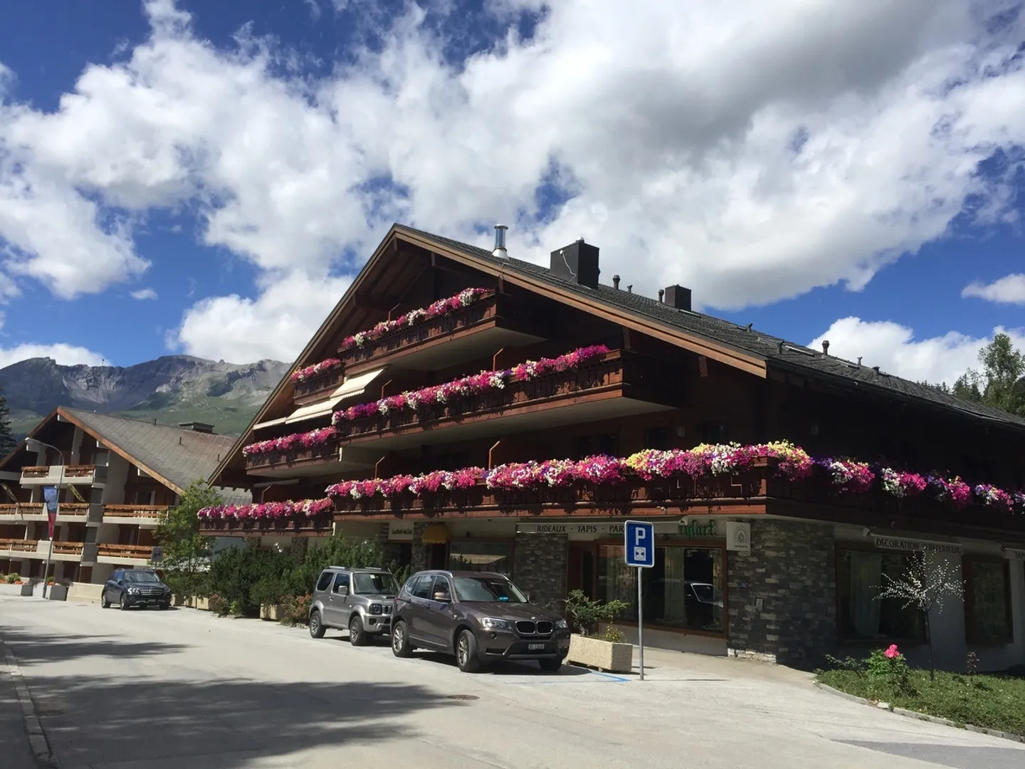 NEW - Magnifique appartement rénové en bordure du golf et au centre - Photo 14 sur 14