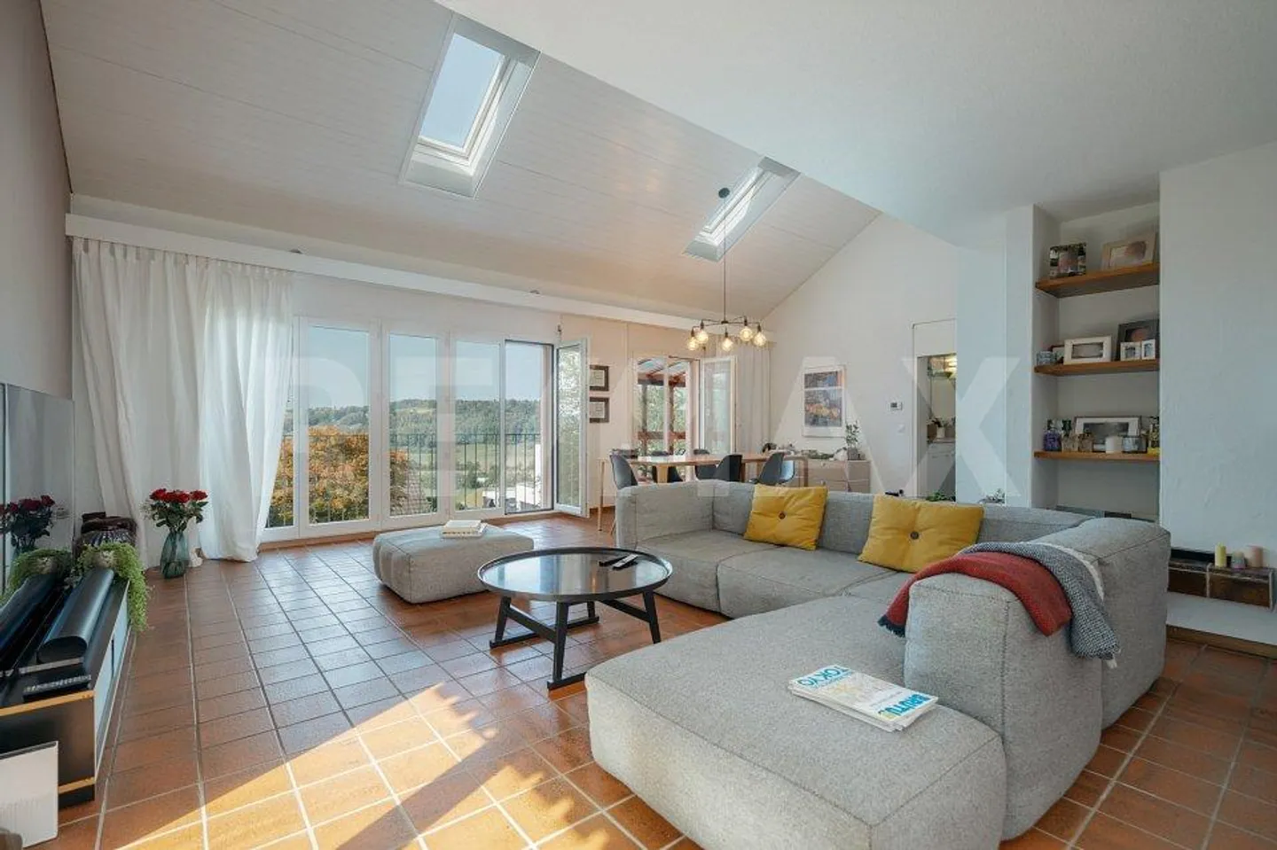 Charmantes Einfamilienhaus mit Aussicht - Foto 3 von 13