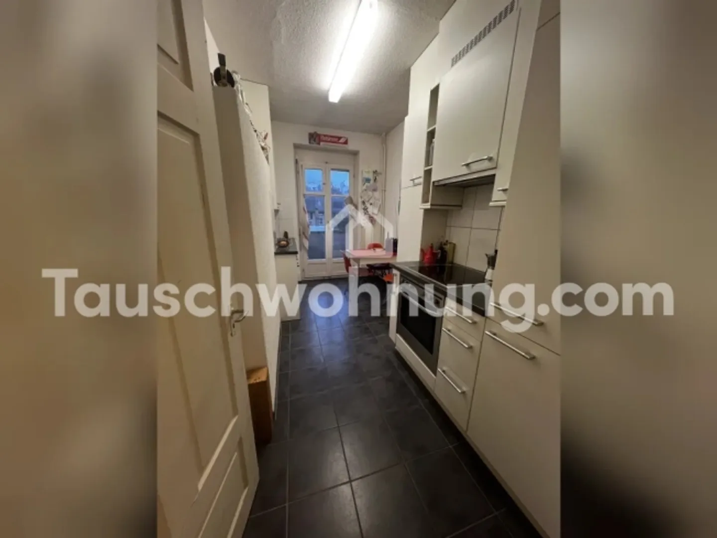 Apartment for rent - Photo 3 of 5