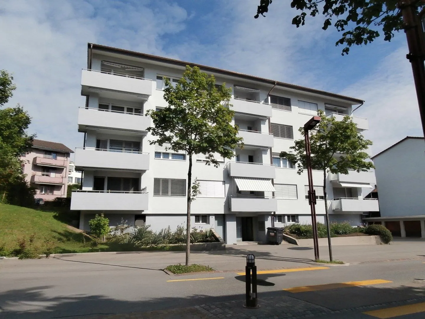 La tua nuova casa in una posizione centrale con fascino e camino - Foto 1 di 10