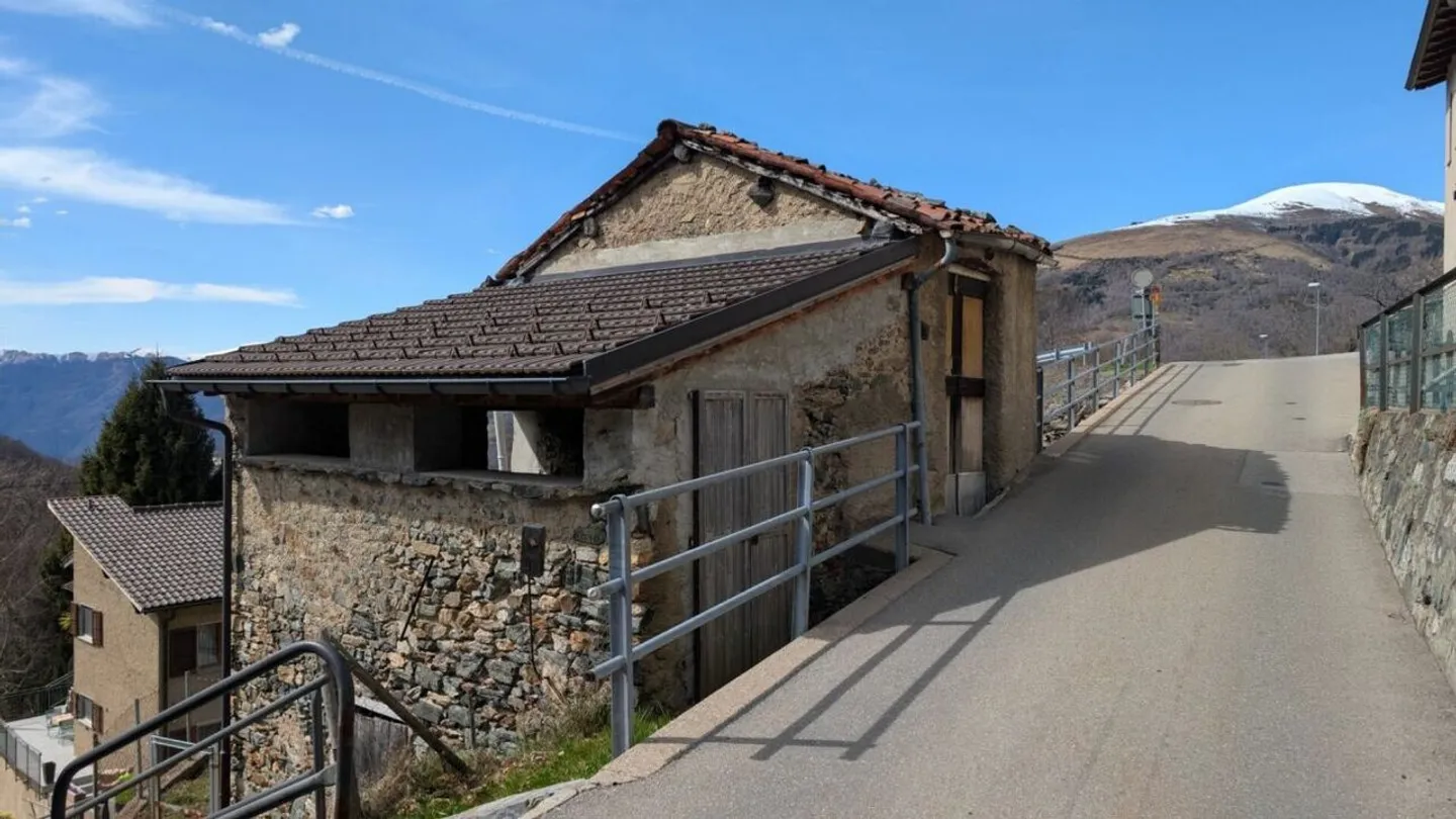 Bauen Sie Ihren Traum mit Aussicht – Baugrundstück mit Panoramablick - Foto 5 von 5