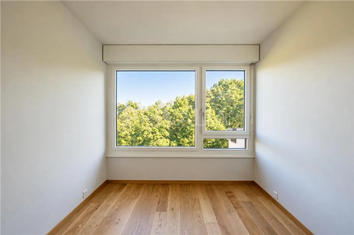 Magnificent crossing apartment on a high floor - Photo 3 of 7