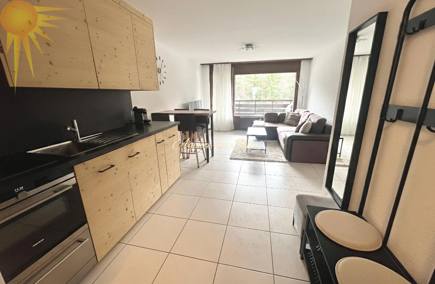 Adorable 2,5-Zimmer-Wohnung, die vollständig renoviert wurde, am Rande des Golf Ballesteros in Crans! - Foto 4 von 11