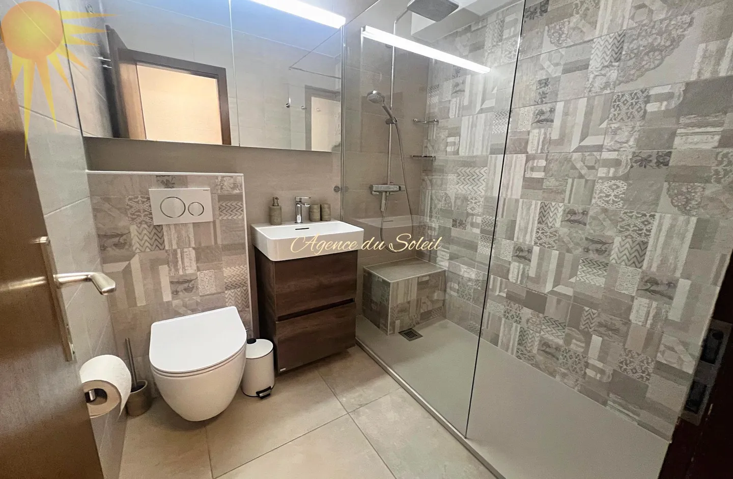 Adorable 2,5-Zimmer-Wohnung, die vollständig renoviert wurde, am Rande des Golf Ballesteros in Crans! - Foto 6 von 11