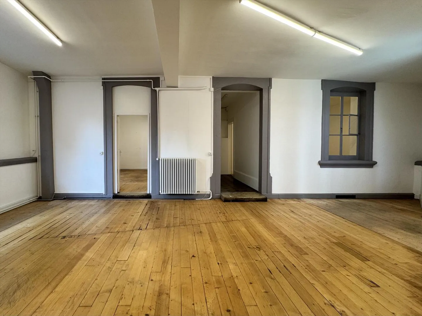 Bureaux 177 m2 - Photo 8 sur 9