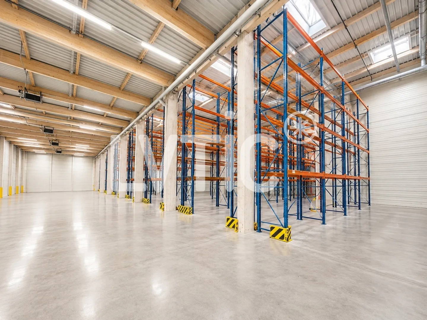 Logistikhalle und Büros zu Vermieten - Foto 17 von 21
