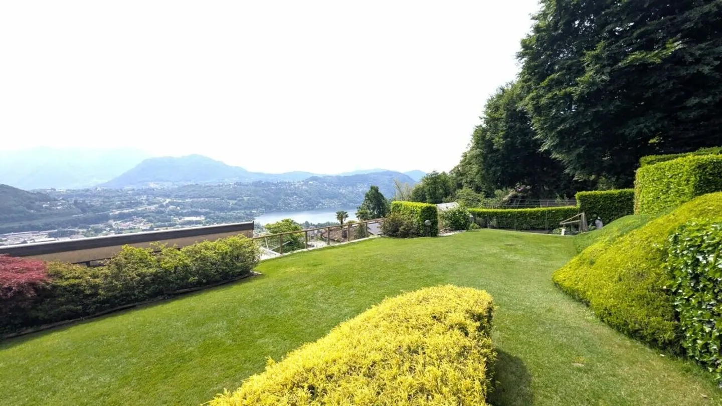 Eleganza e privacy a pochi minuti da Lugano - Villa con terrazza panoramica - Foto 18 di 19
