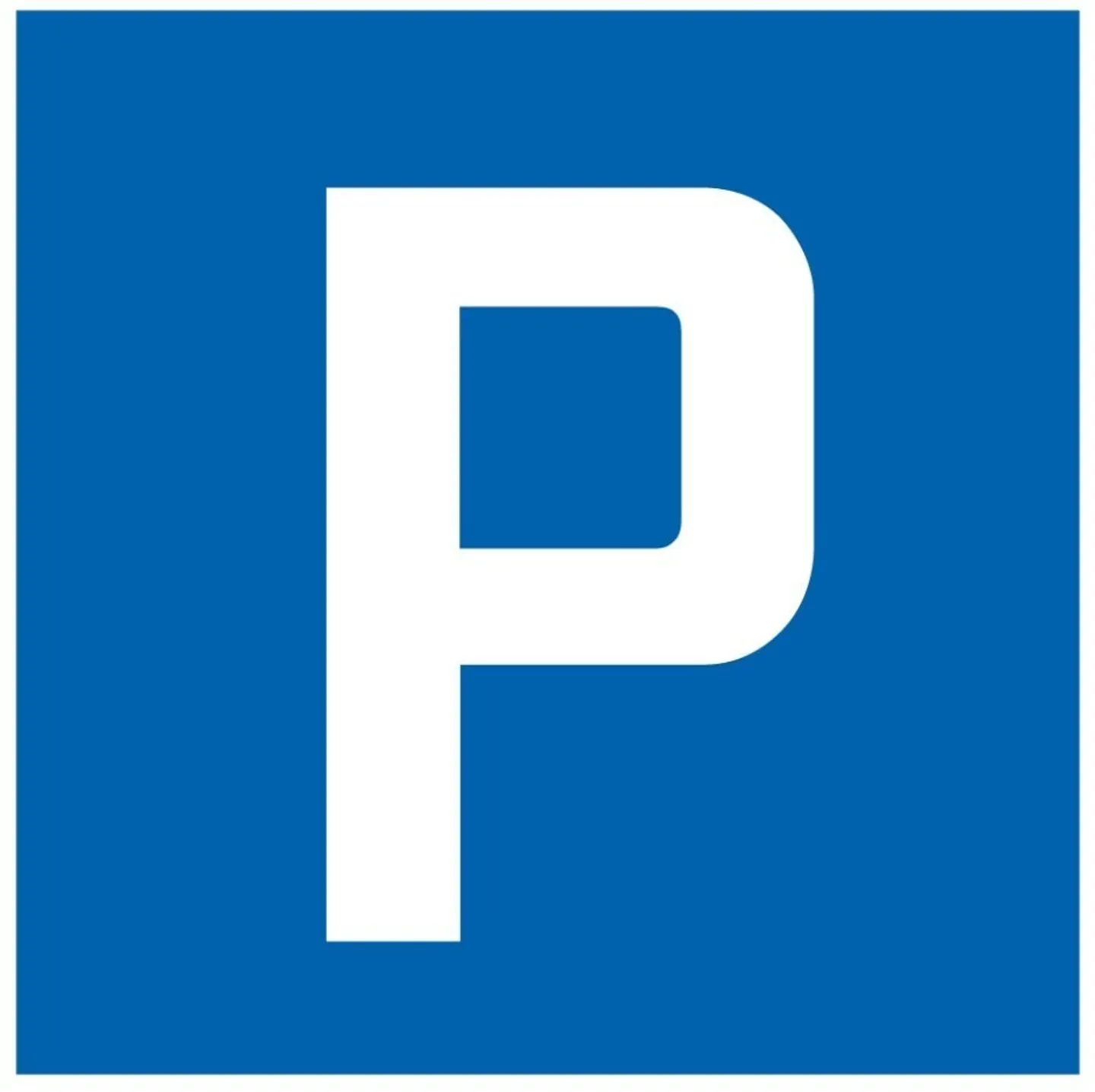 Outdoor parking space in Pfäffikon SZ - Photo 1 of 1