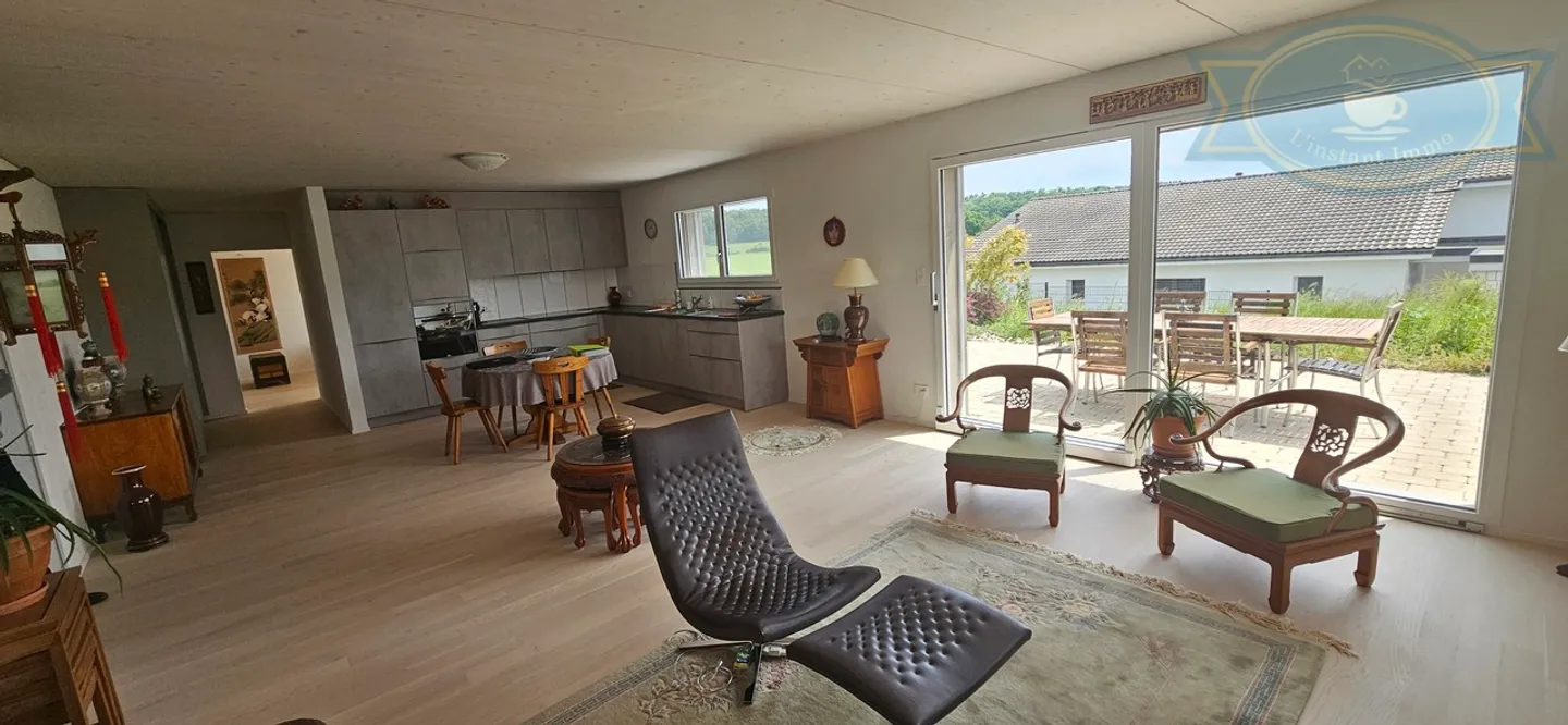 Casa moderna su un piano con vista panoramica eccezionale - Foto 4 di 10