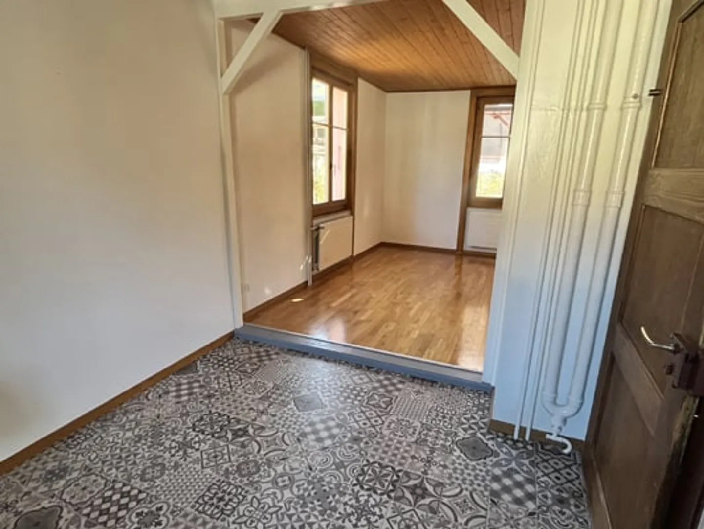 Casa unifamiliare affascinante e spaziosa con 7,5 stanze in una buona posizione - Foto 11 di 34