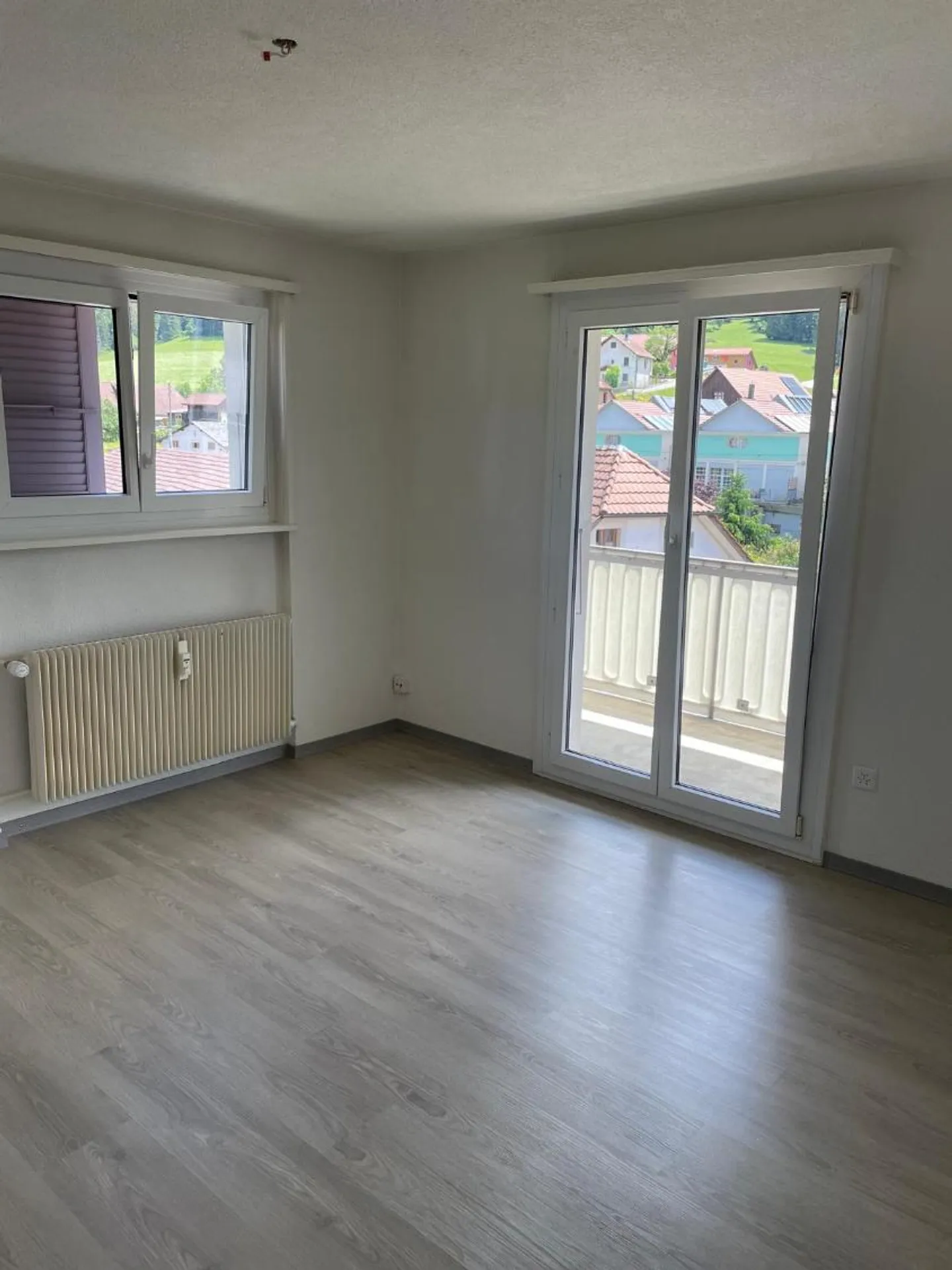Appartamento 4 locali - Foto 2 di 6