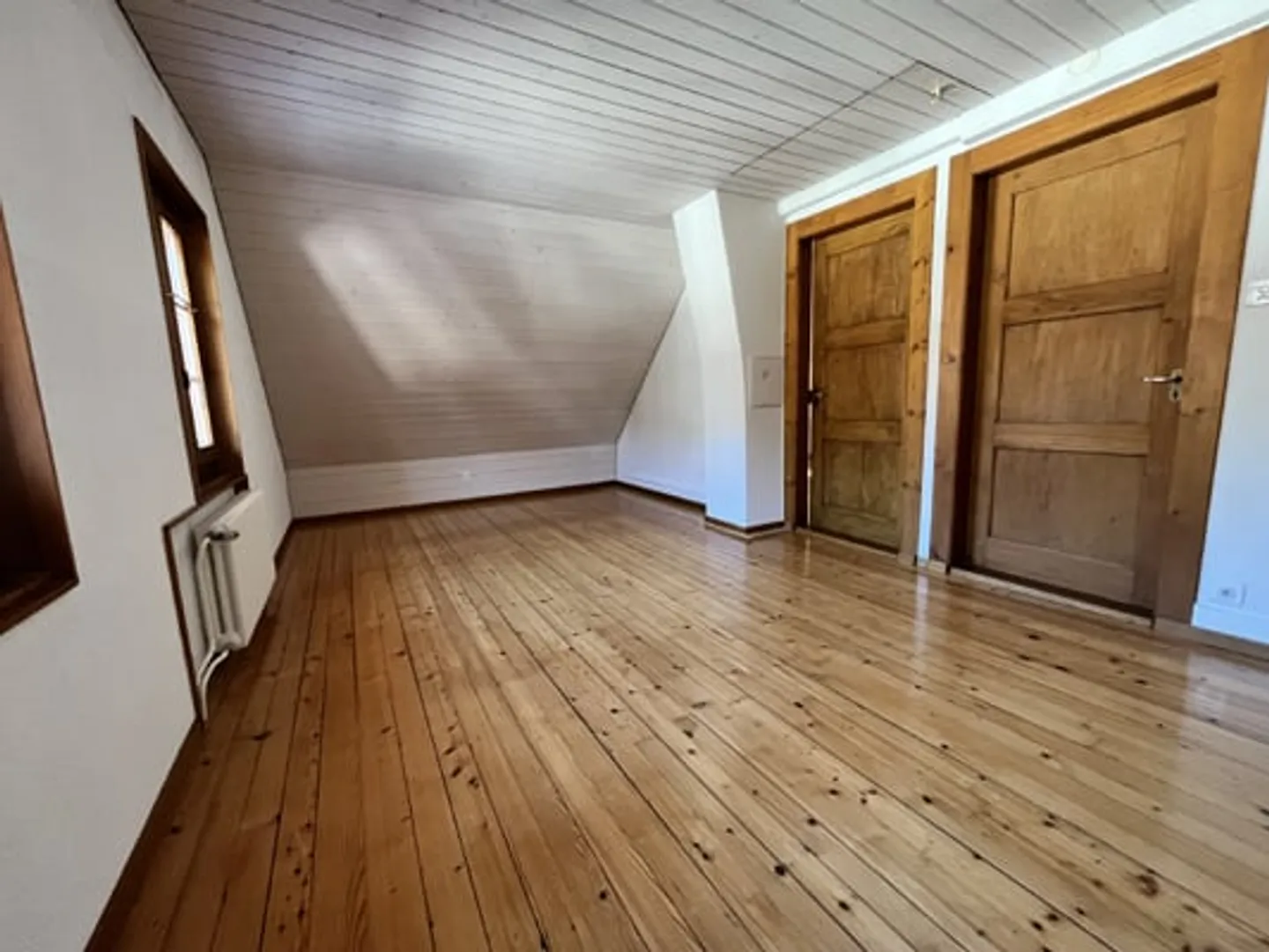 Casa unifamiliare affascinante e spaziosa con 7,5 stanze in una buona posizione - Foto 25 di 34