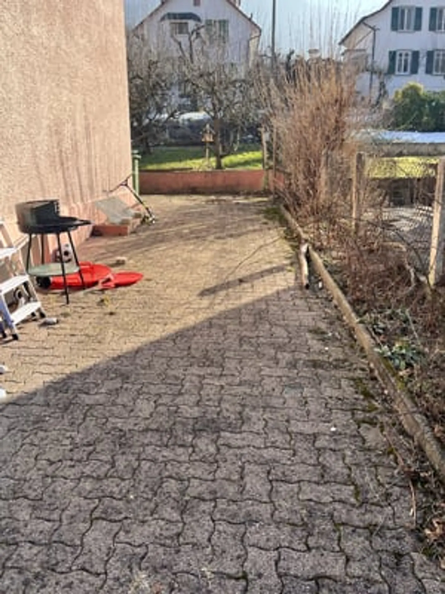 Casa unifamiliare affascinante e spaziosa con 7,5 stanze in una buona posizione - Foto 26 di 34