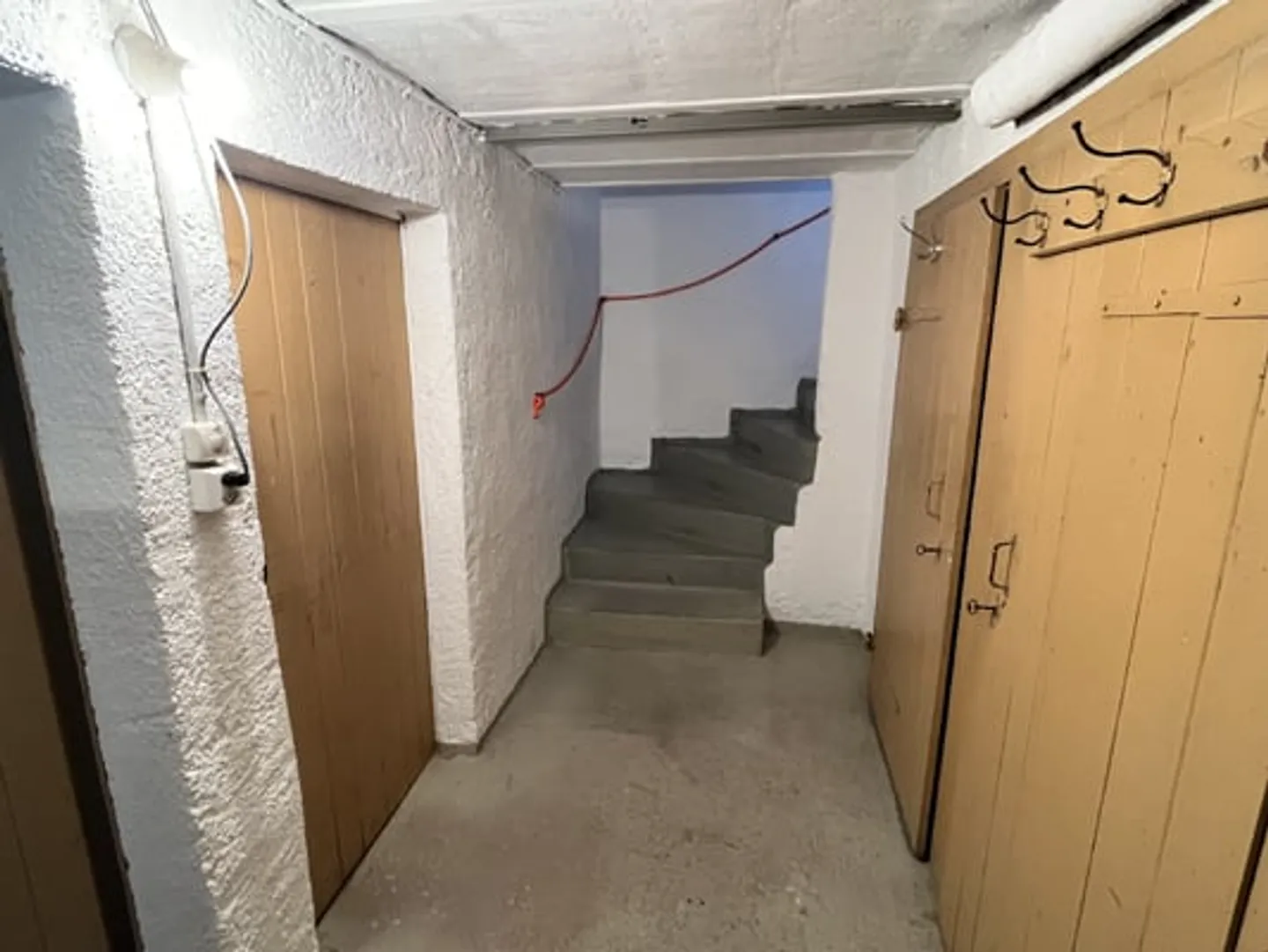 Casa unifamiliare affascinante e spaziosa con 7,5 stanze in una buona posizione - Foto 27 di 34