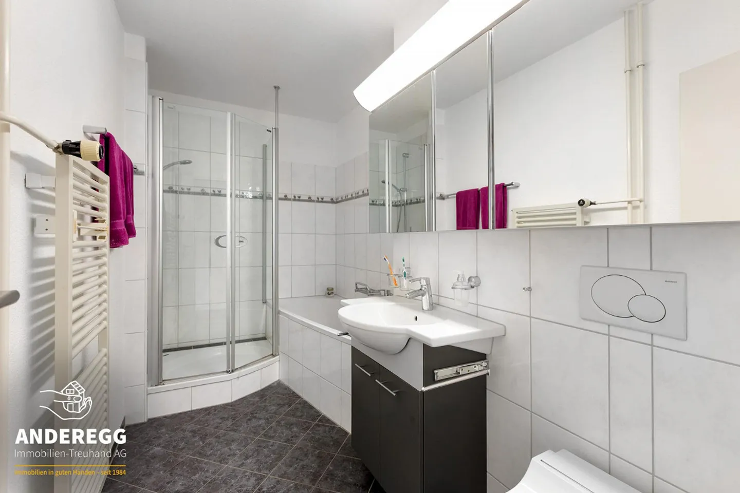 Rêve de famille ! Maison de rangée bien entretenue avec jardin et carport - Photo 6 sur 11