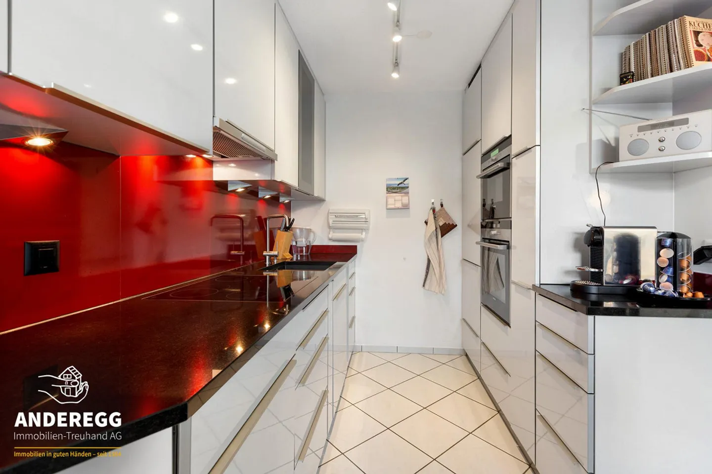 Rêve de famille ! Maison de rangée bien entretenue avec jardin et carport - Photo 3 sur 11