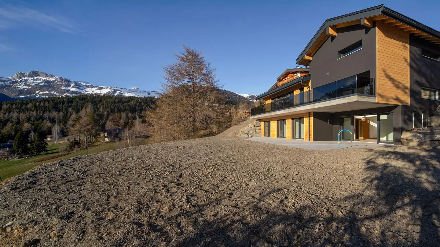 Chalet contemporain avec vue alpine - Photo 4 sur 13