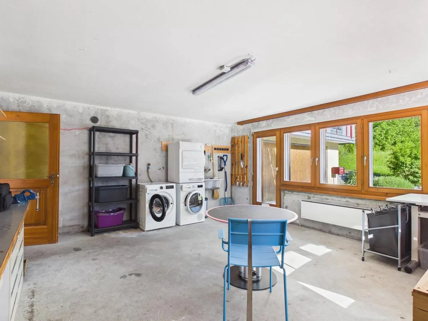 Charming Family Home with Garden - Photo 12 of 13