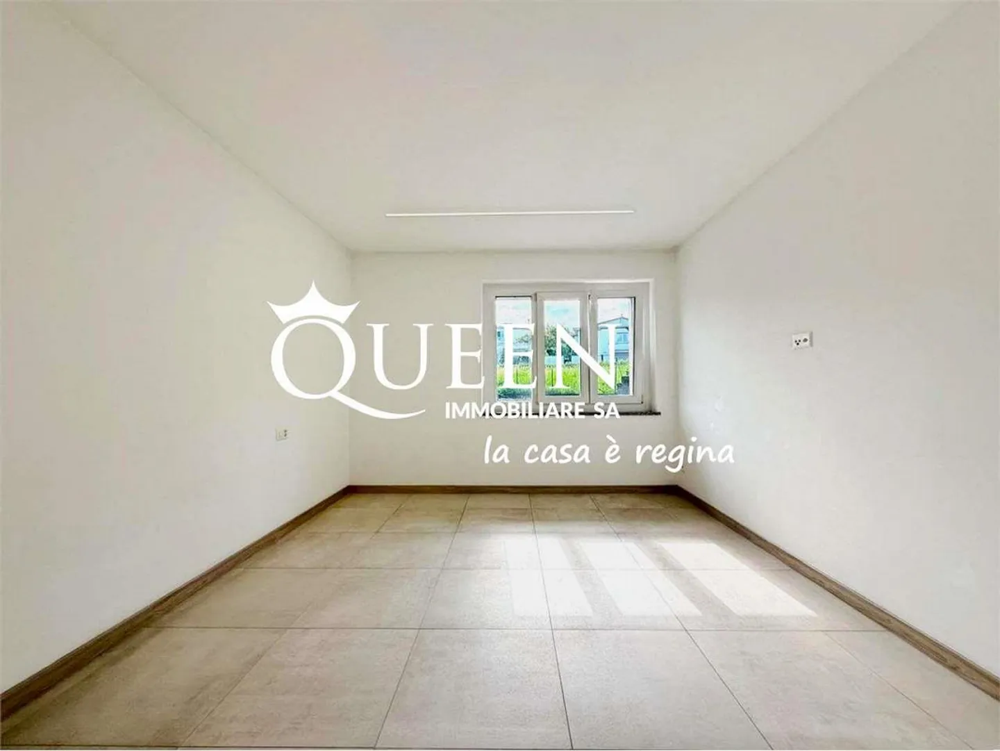 Balerna: penthouse 3.5 rooms, 100 sqm, top floor, residential area - Photo 9 of 13