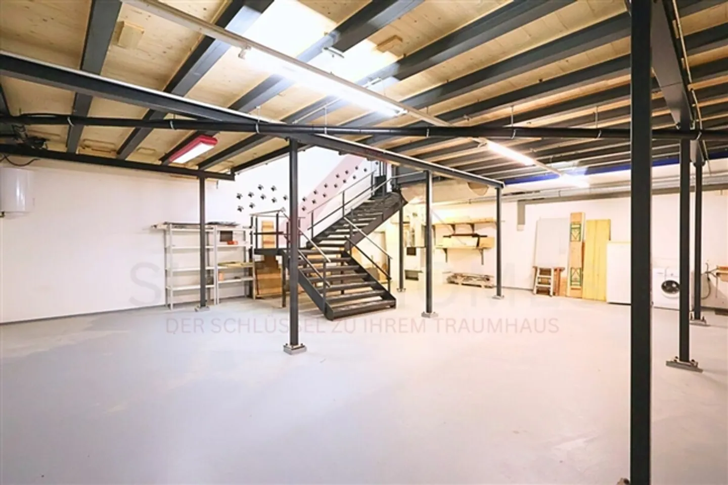 Proprietà residenziale e commerciale attraente a Thörishaus - Foto 2 di 20