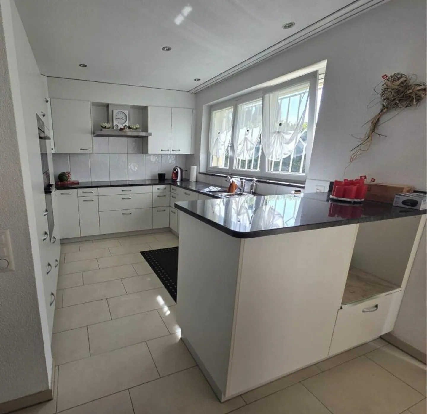 Zu verkaufen freistehendes 6.5 Zi.-EFH mit Weitsicht ! - Foto 5 di 14