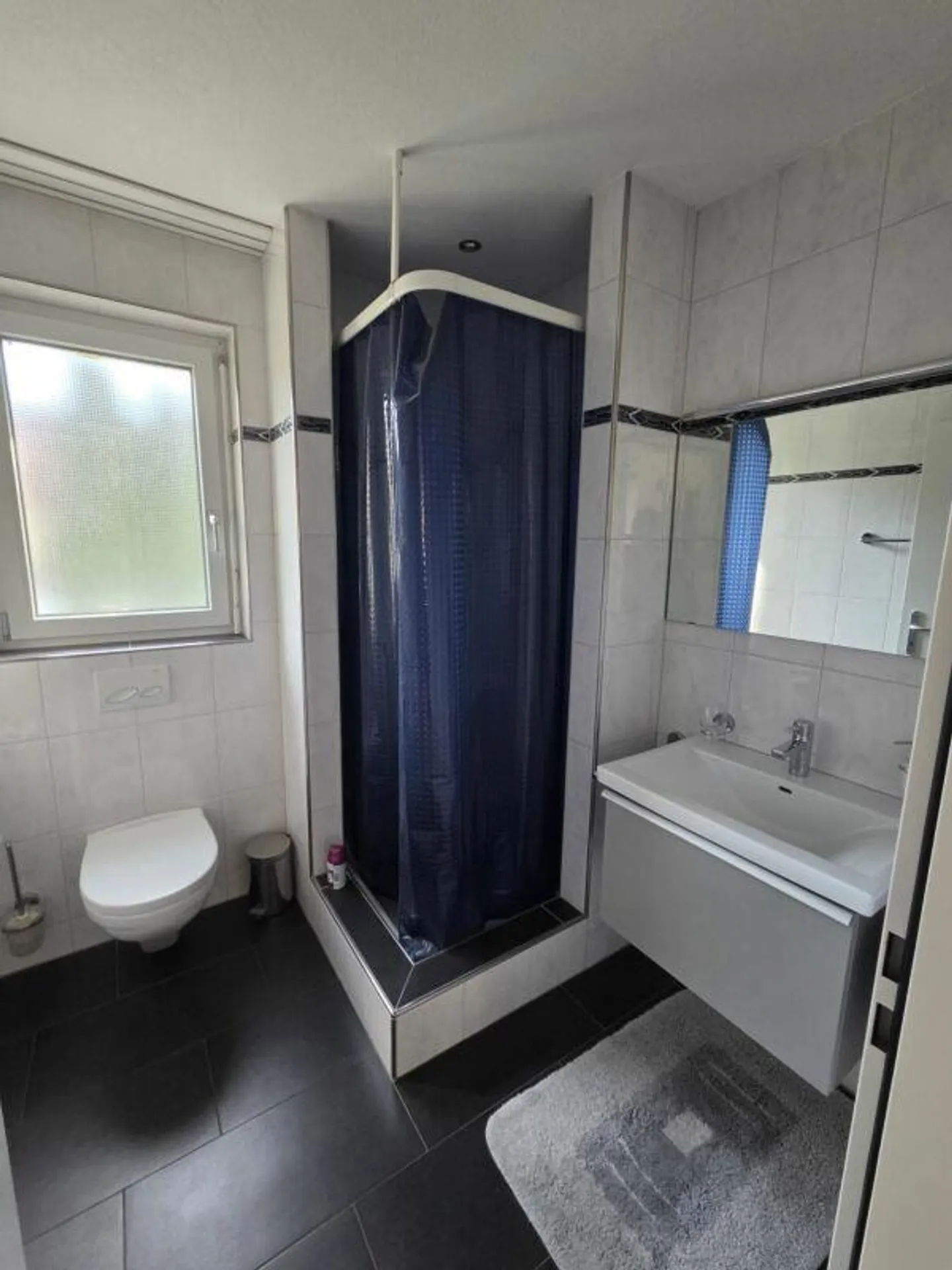 Zu verkaufen freistehendes 6.5 Zi.-EFH mit Weitsicht ! - Foto 9 di 14