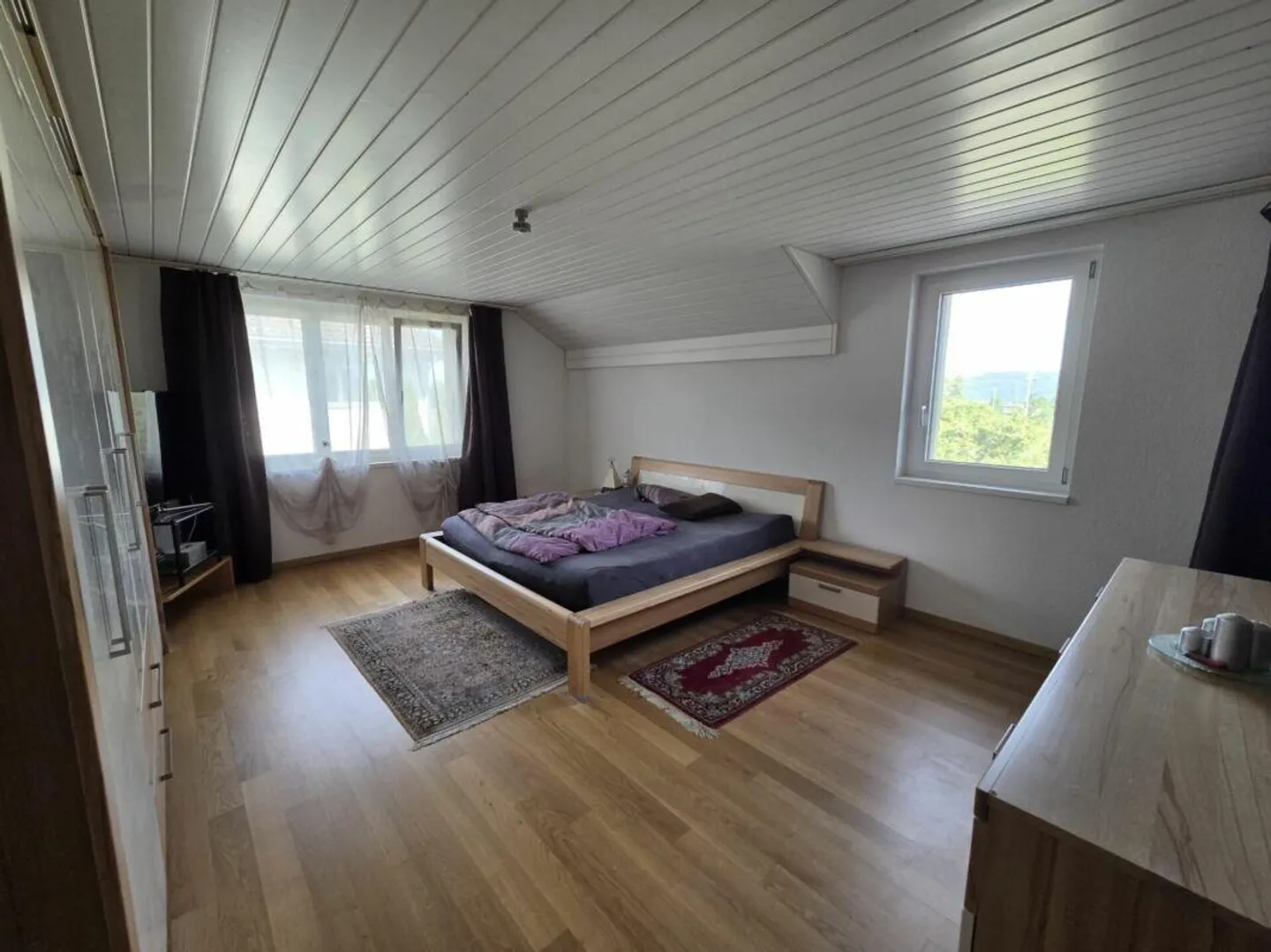 Zu verkaufen freistehendes 6.5 Zi.-EFH mit Weitsicht ! - Foto 10 di 14