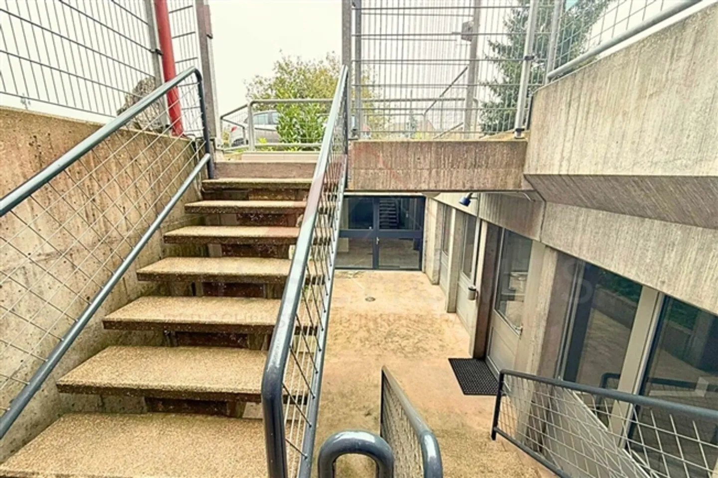 Proprietà residenziale e commerciale attraente a Thörishaus - Foto 9 di 20