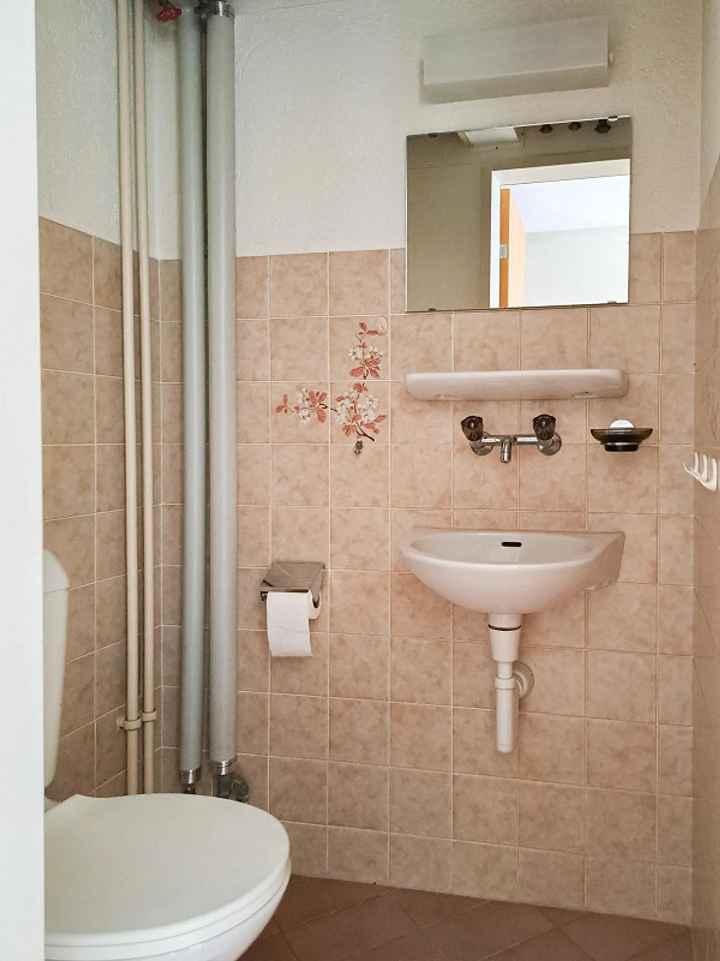 1 Room Atelier Space with Separate Access - Photo 5 of 6