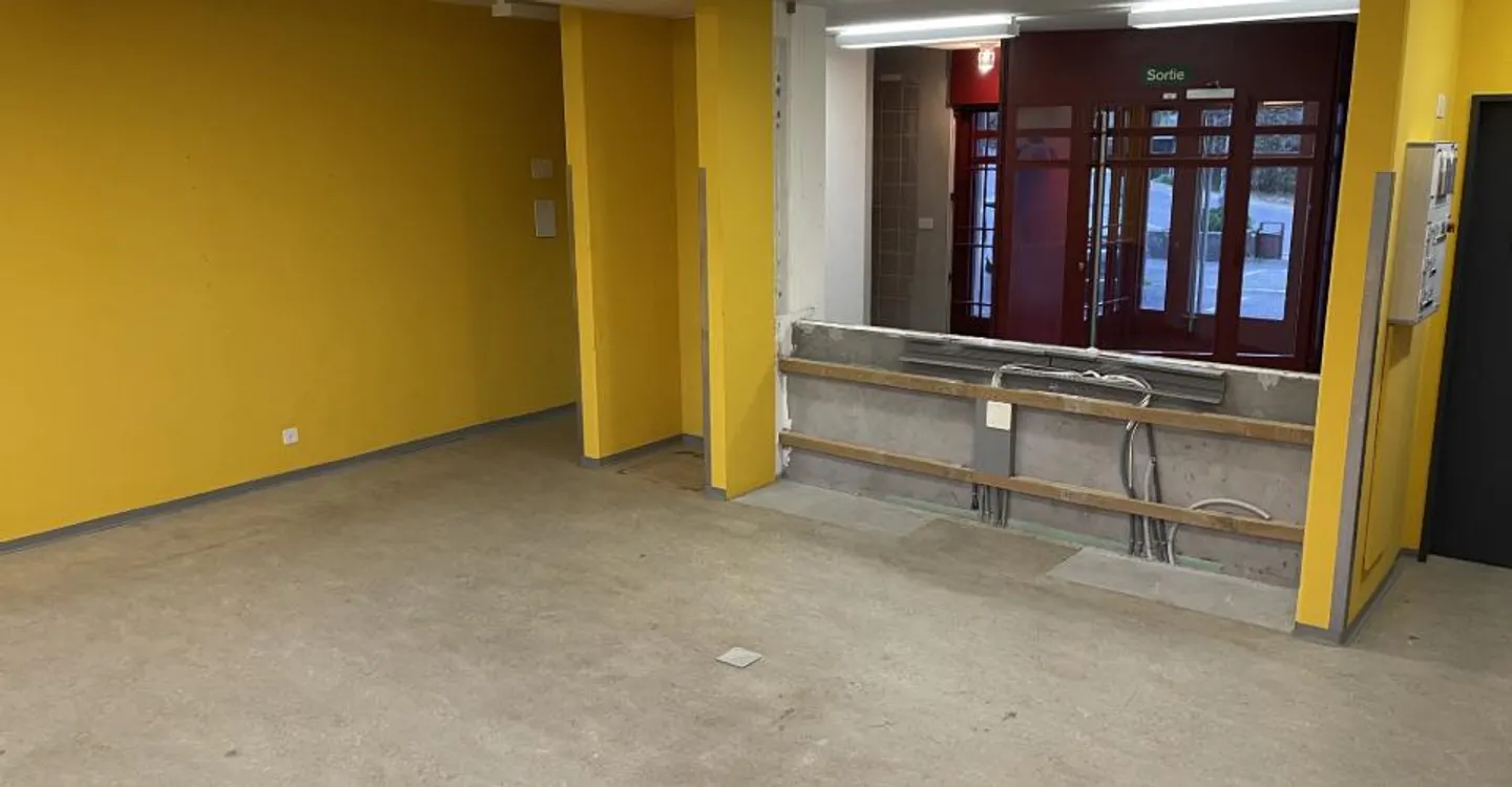 Espace Commercial Polyvalent - Photo 1 sur 3