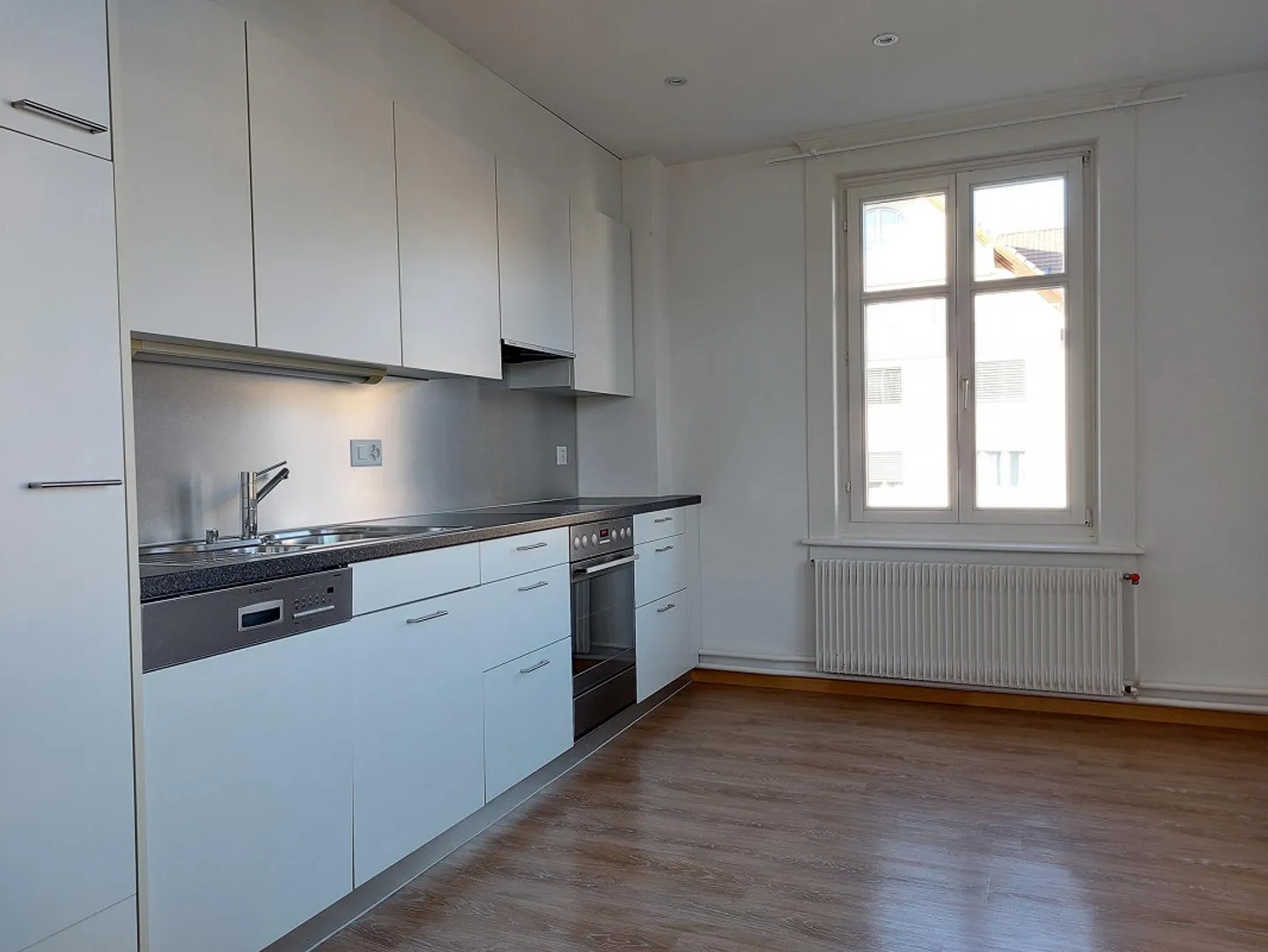 Charming old apartment with large garden - only 4 minutes walk from the train station - Photo 1 of 11