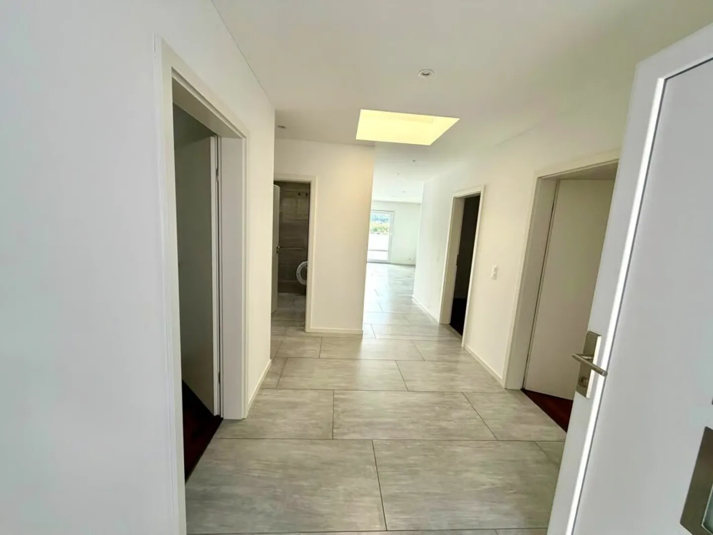 Moderne Attikawohnung mit Aussicht - Foto 10 von 15