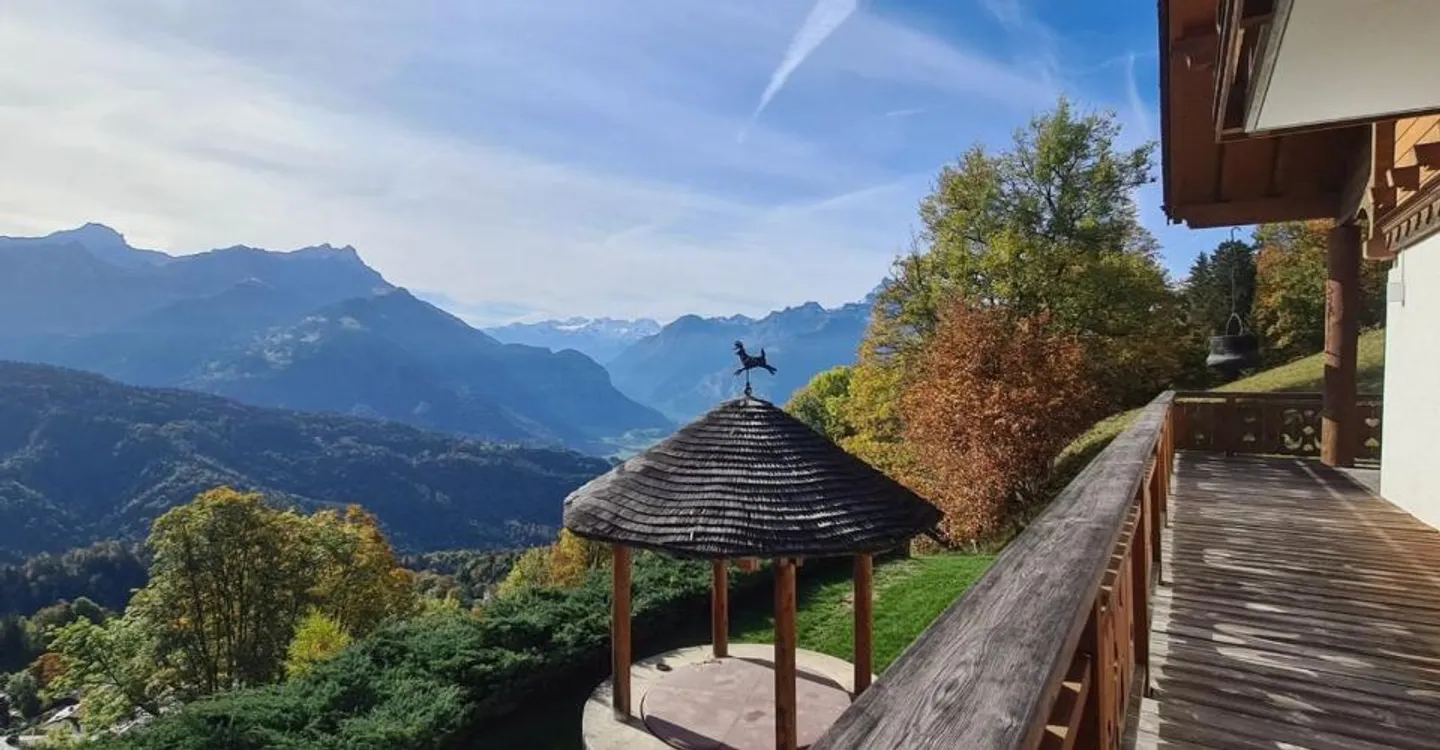 Un'ode alla serenità, chalet lussuoso e spazioso con vista panoramica - Foto 8 di 13