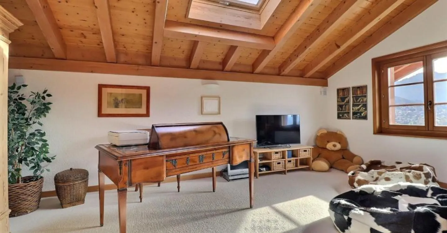 Un'ode alla serenità, chalet lussuoso e spazioso con vista panoramica - Foto 10 di 13