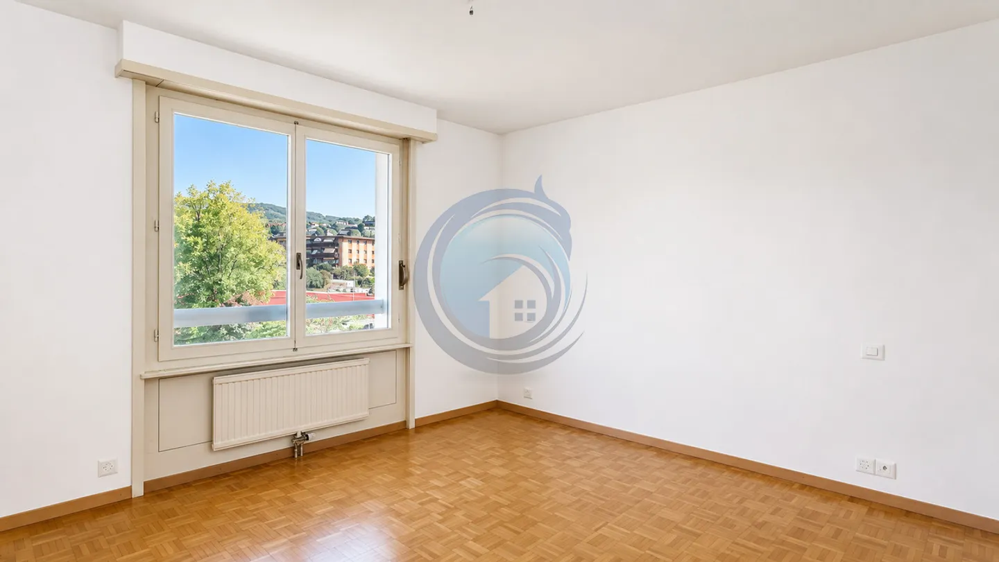BEL APPARTEMENT D'ANGLE DE 4.5 PCES AVEC BALCON - Foto 6 di 12