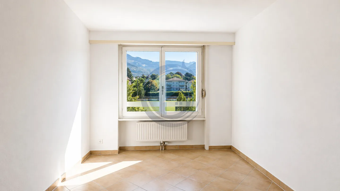 BEL APPARTEMENT D'ANGLE DE 4.5 PCES AVEC BALCON - Foto 9 di 12