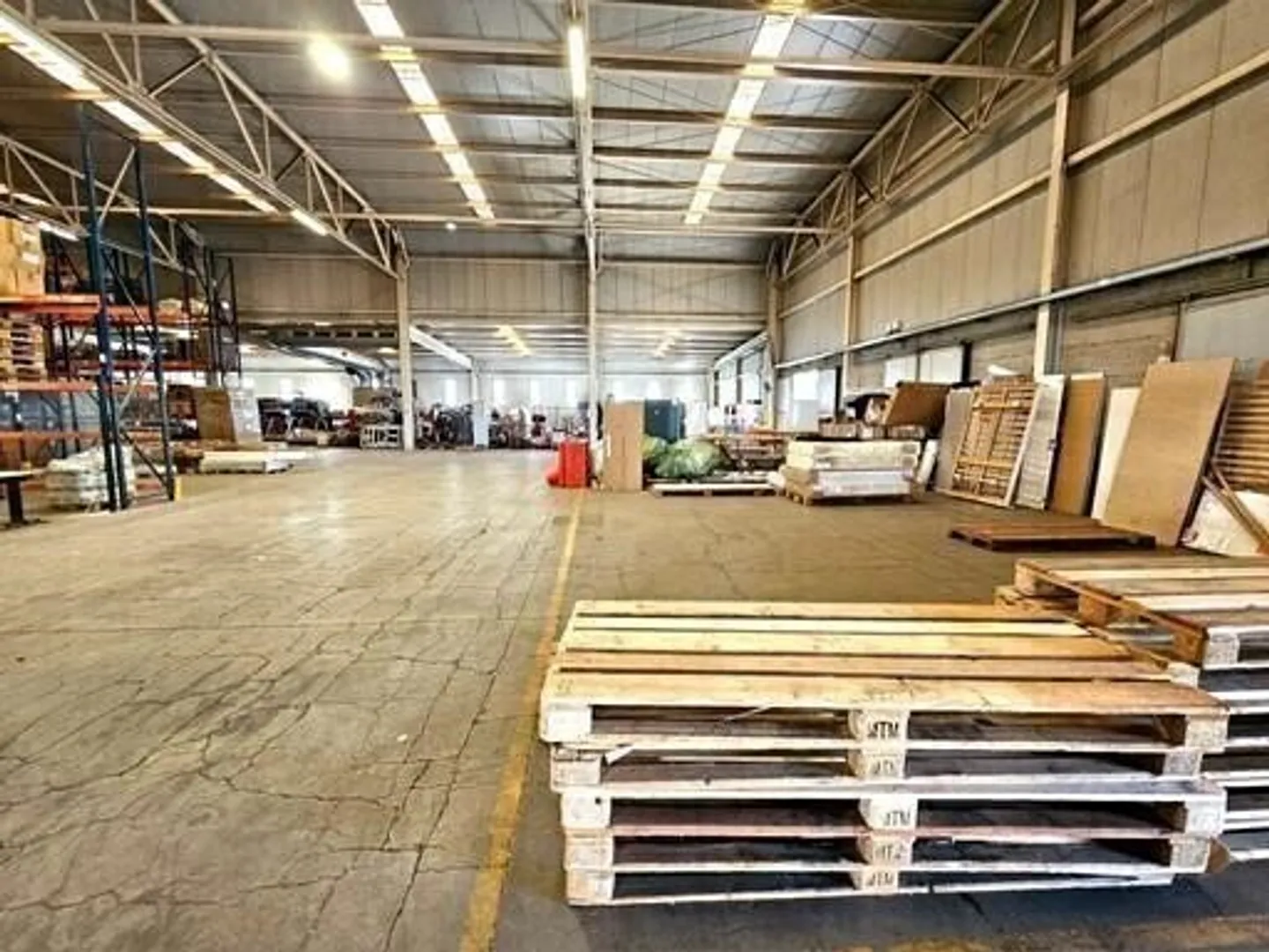 Commercial for rent - Photo 1 of 1