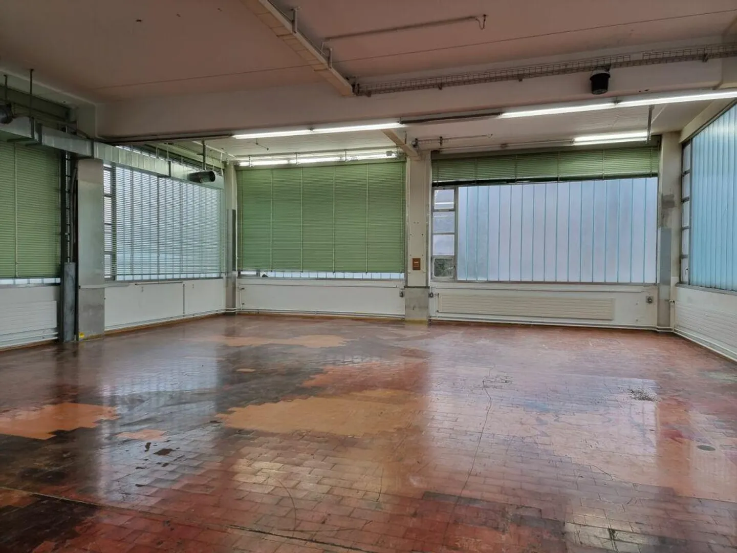 Vielseitige Gewerbefläche im EG - zentral in Lichtensteig - Foto 4 di 7