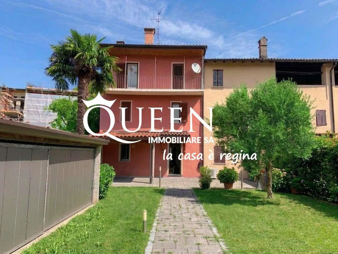 Casa familiare con piscina - Foto 8 di 10