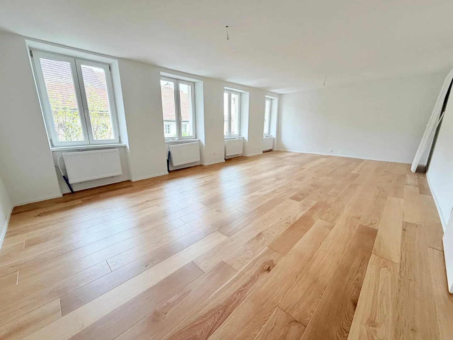 Charmante 5.5-Zimmer-Maisonette-Wohnung in historischem Gebäude - Foto 1 von 15