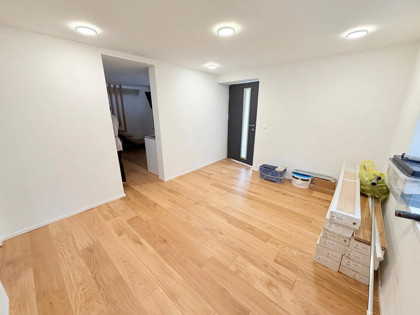 Charmante 5.5-Zimmer-Maisonette-Wohnung in historischem Gebäude - Foto 3 von 15