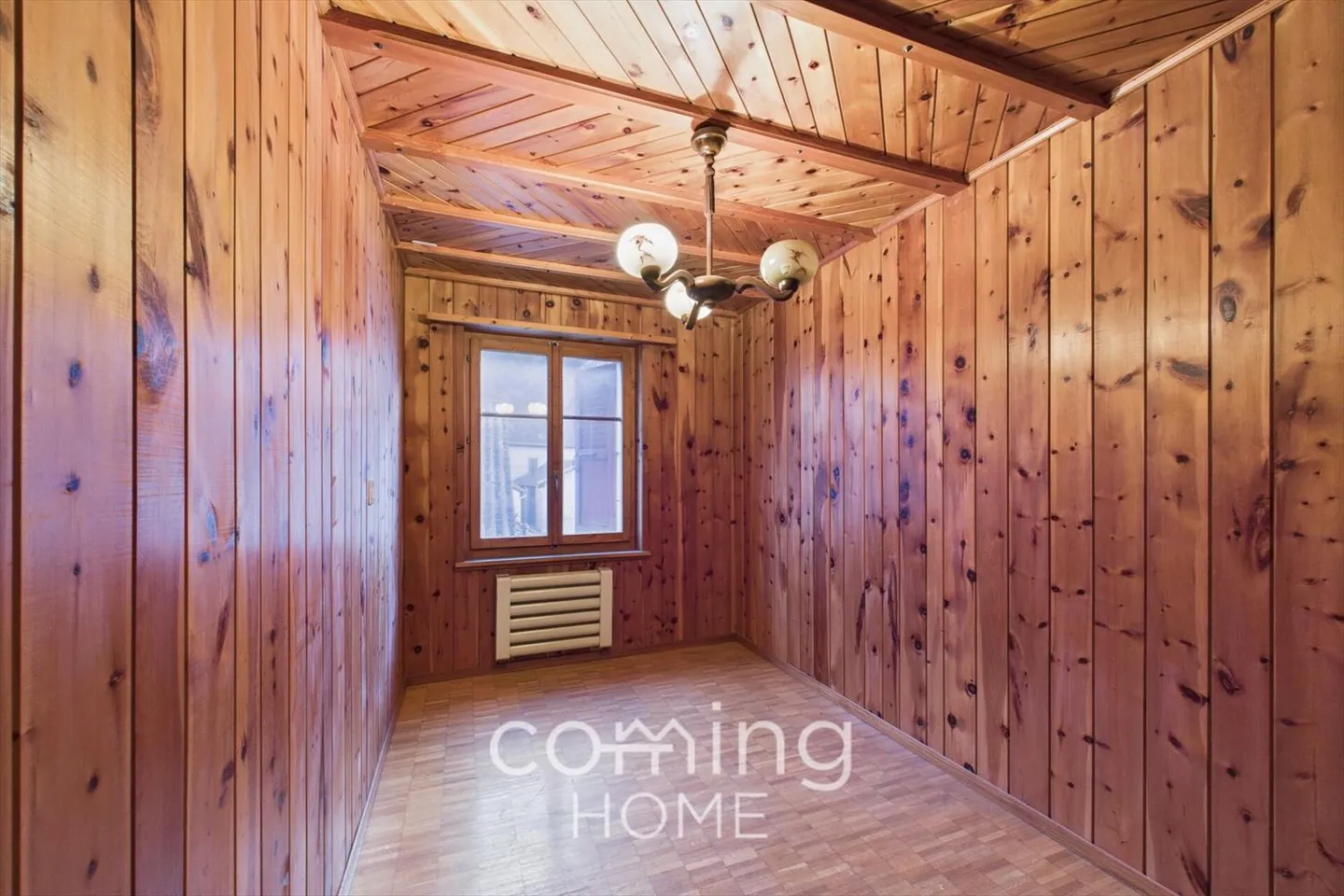 Charming Old Building in the Village Center - Single-Family Home with Potential in Turtmann-Unterems - Photo 9 of 11