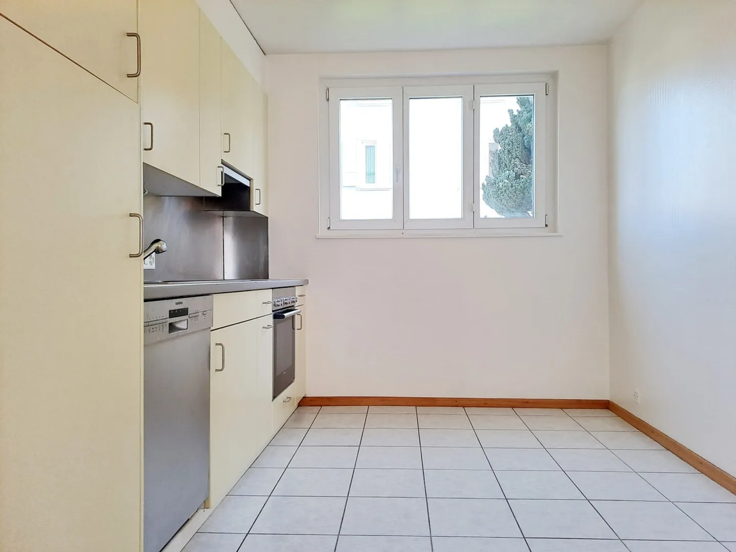 "UTTINS 14, appartement 3,5 pièces" - Photo 1 sur 10