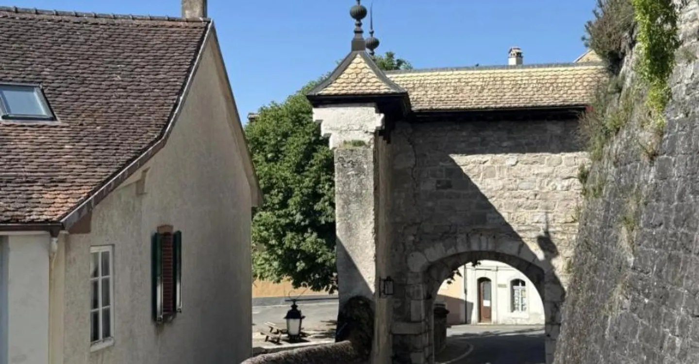 Charmantes Herrenhaus in Aubonne - Foto 2 von 11