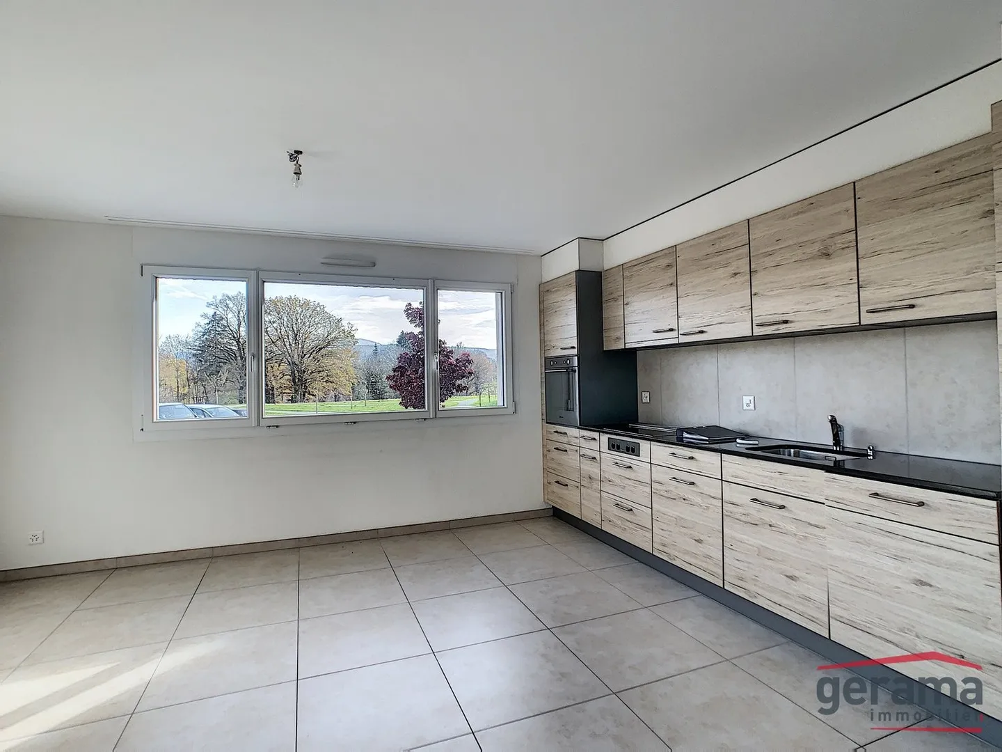 Bel appartement de 3,5 pièces en campagne - Photo 1 sur 5