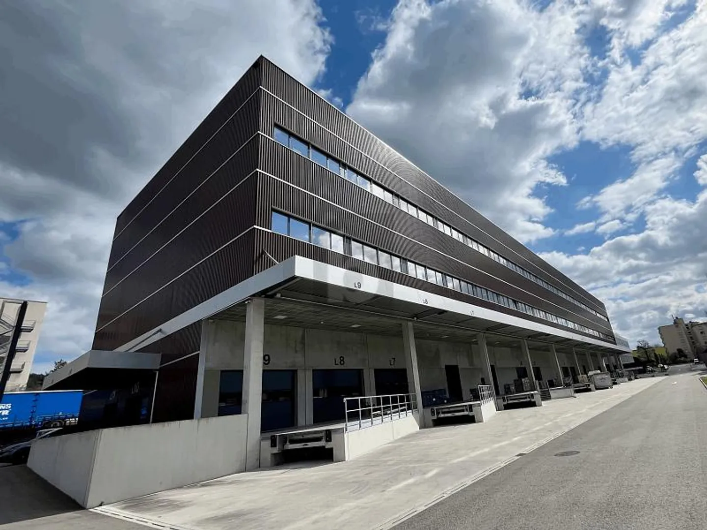 Magazzino spazioso a Embrach - Foto 1 di 6