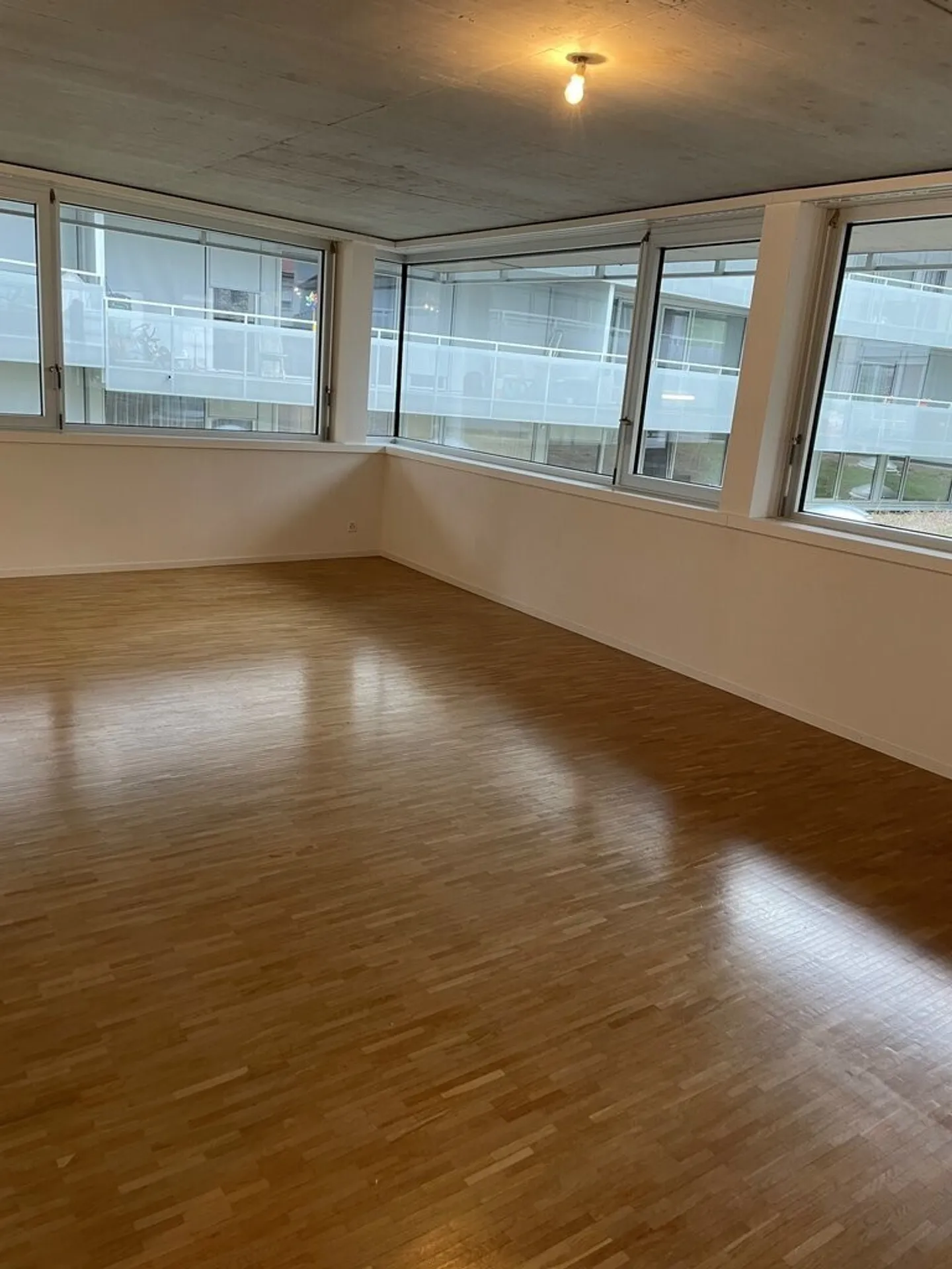 Splendid apartment in the heart of Sion! - Photo 2 of 5