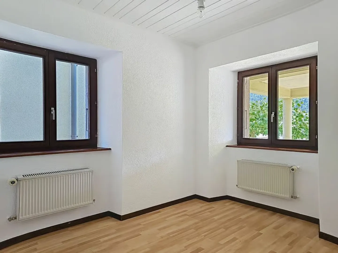 Appartement rénové au rez-de-chaussée - Photo 6 sur 12
