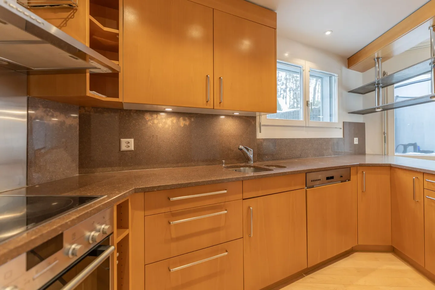 4.5-Zi-Wohnhaus mit Seeanstoss - Foto 6 von 20